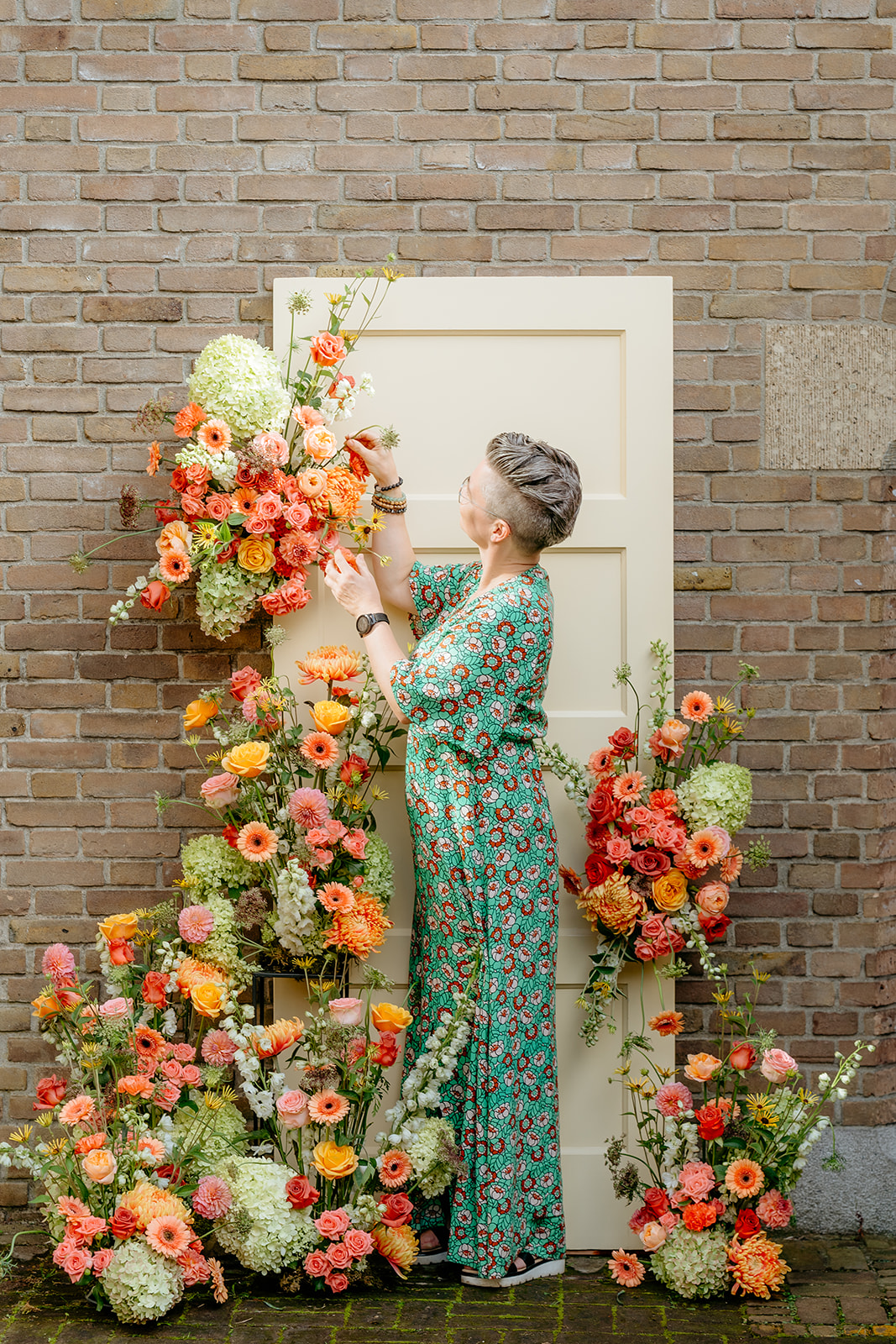Zakelijk portret van vrouwelijke ondernemer buiten op locatie, fotograaf Zeist Utrecht